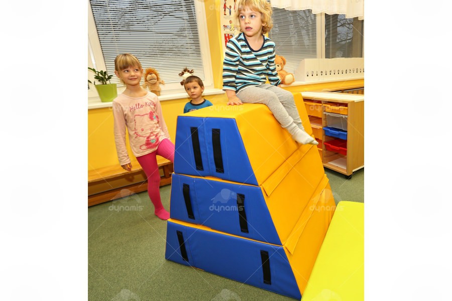 LARGE BARRIER BLOCK (4)