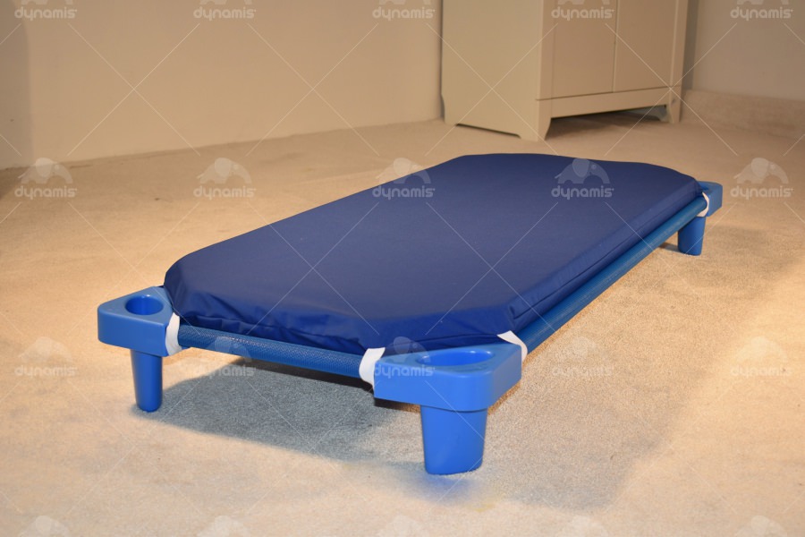 FOAM MATTRESS WITH CHAMFERED EDGES (3)
