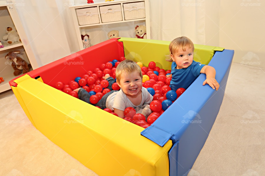 MIX COLOUR SQUARE POOL (2)