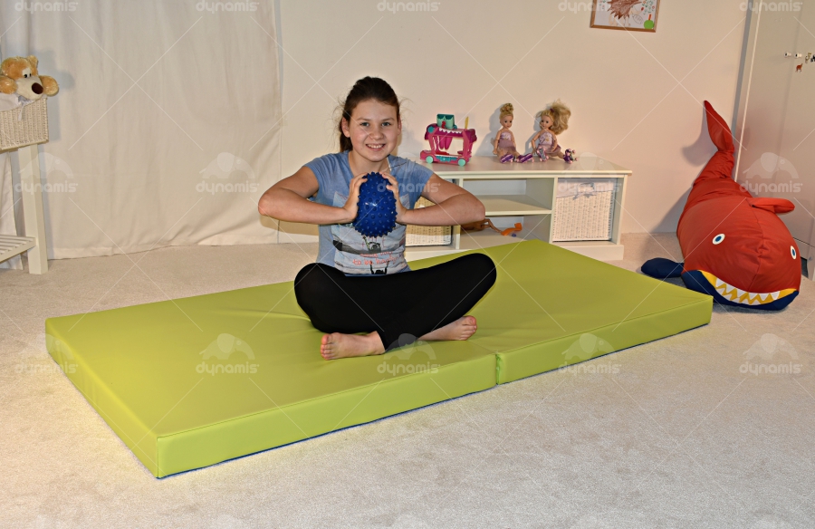 LARGE FOLDING MAT (2)