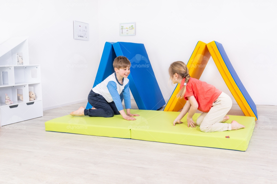 LARGE FOLDING MAT (3)